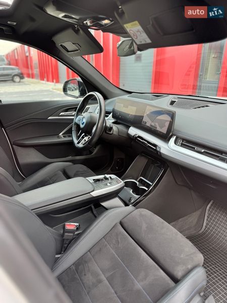 Внедорожник / Кроссовер BMW iX1 2022 в Львове
