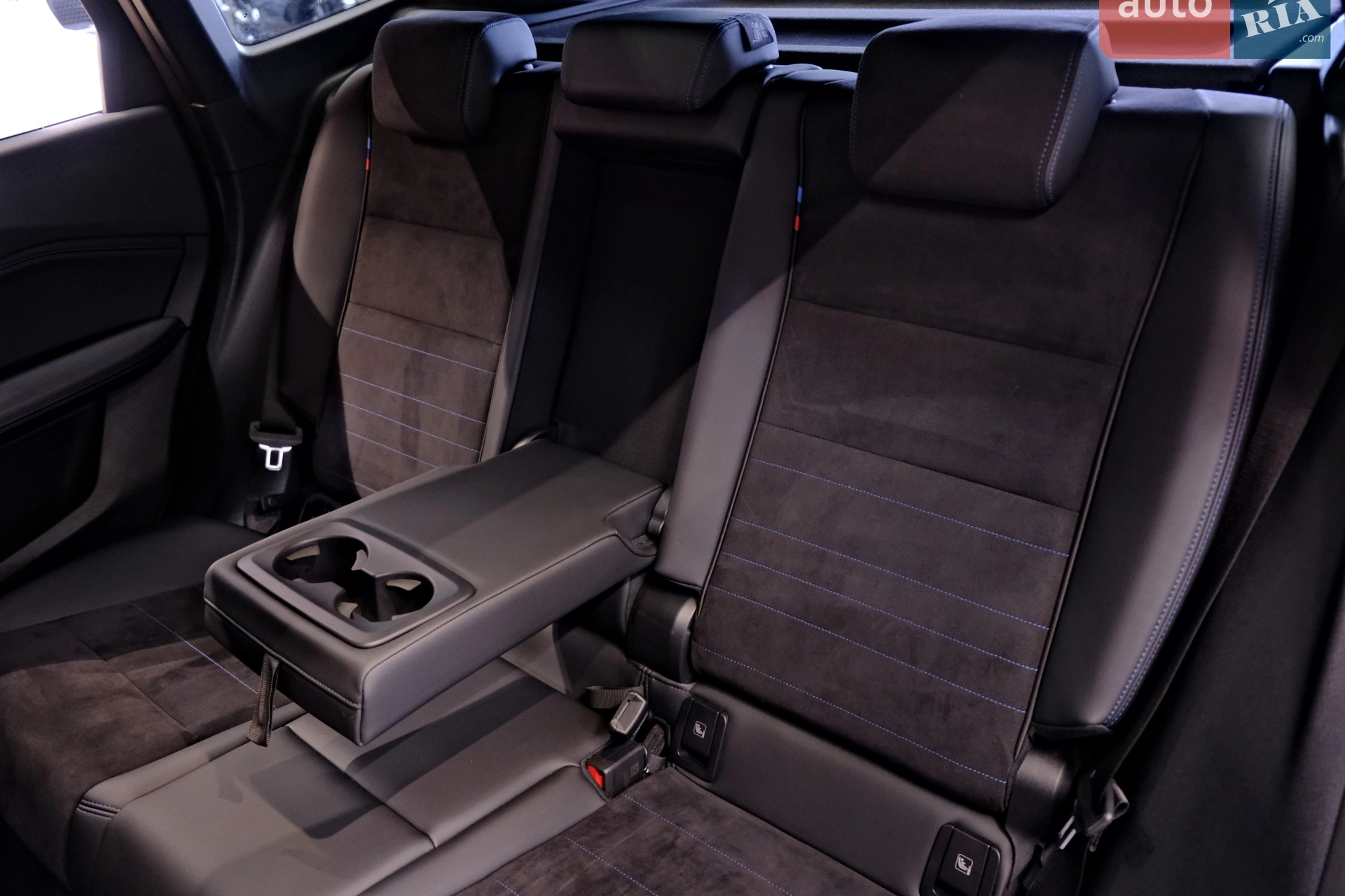 2024 BMW iX1 - мініатюра 39