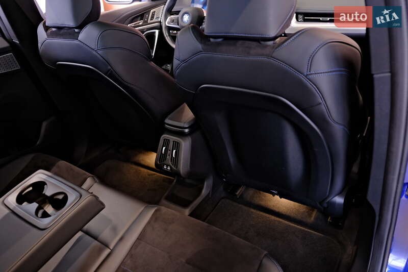 Внедорожник / Кроссовер BMW iX1 2024 в Одессе
