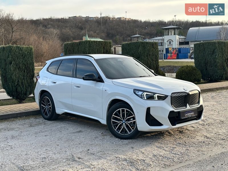 Внедорожник / Кроссовер BMW iX1 2024 в Днепре