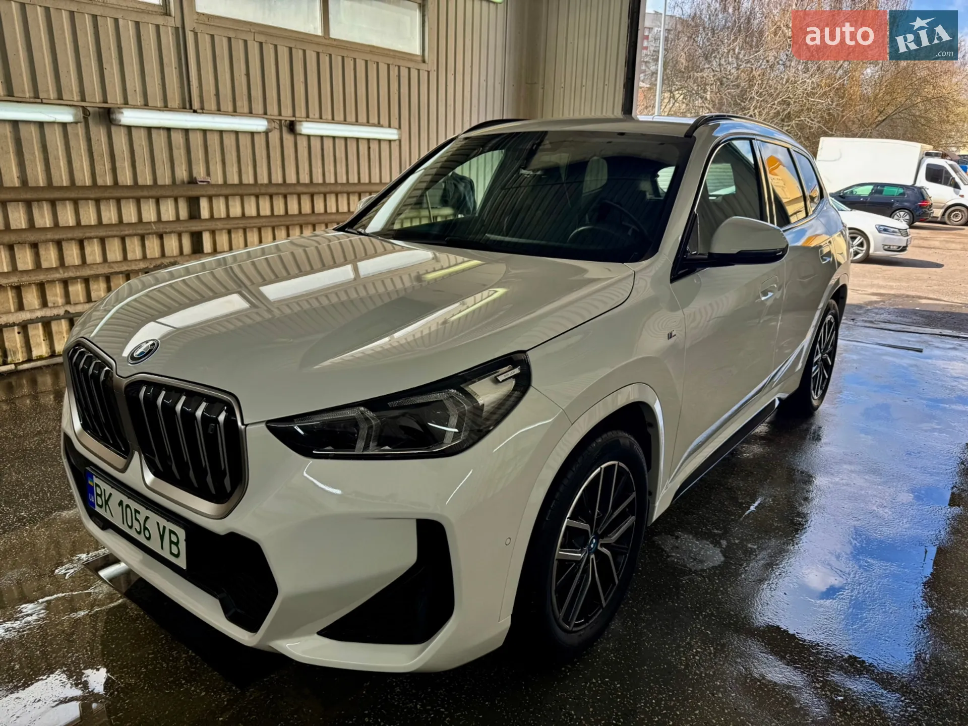 2024 BMW iX1 - мініатюра 12