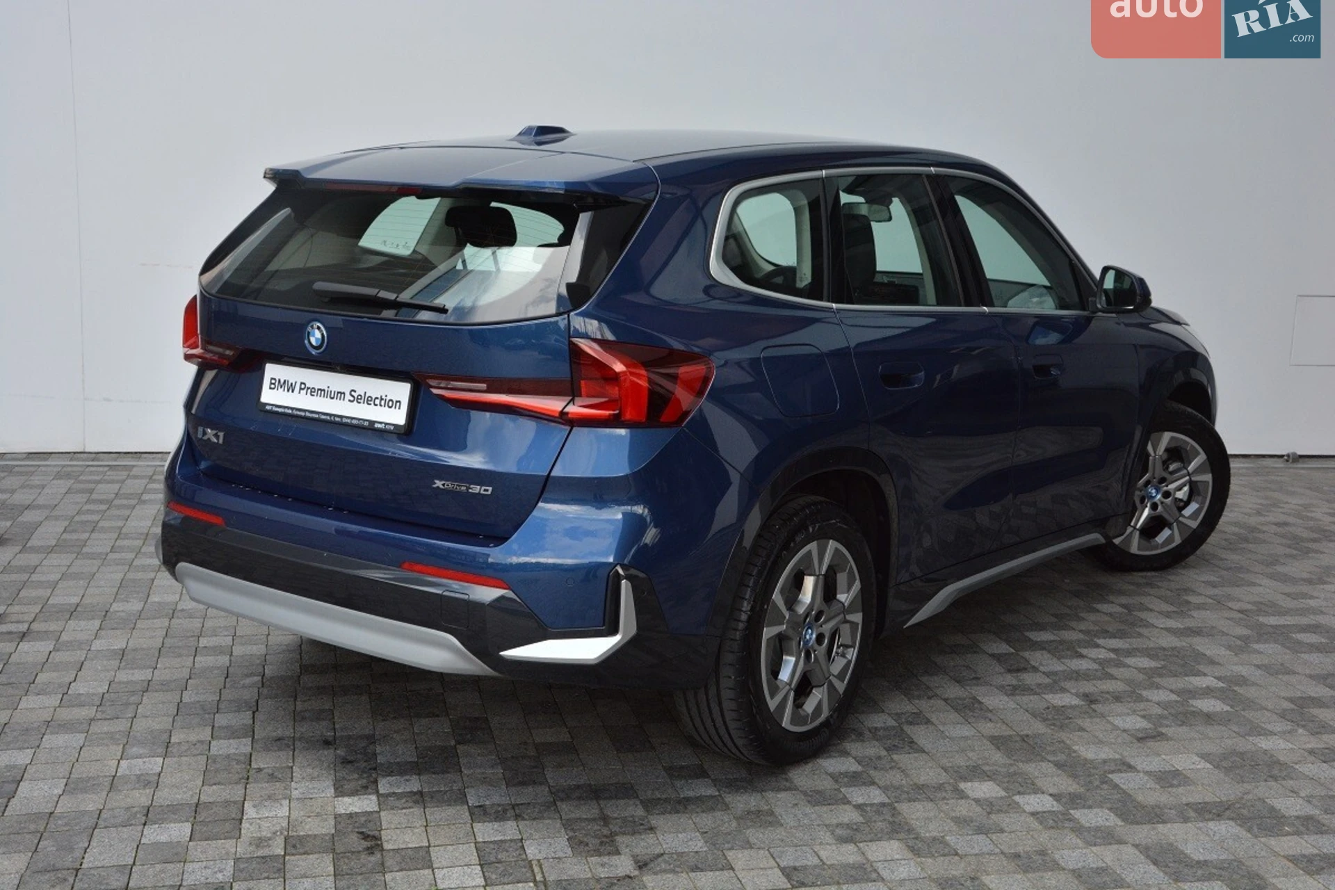 2025 BMW iX1 - мініатюра 3