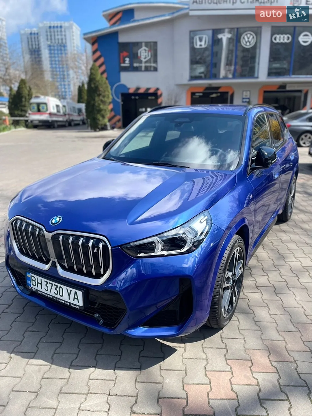 2023 BMW iX1 - мініатюра 6