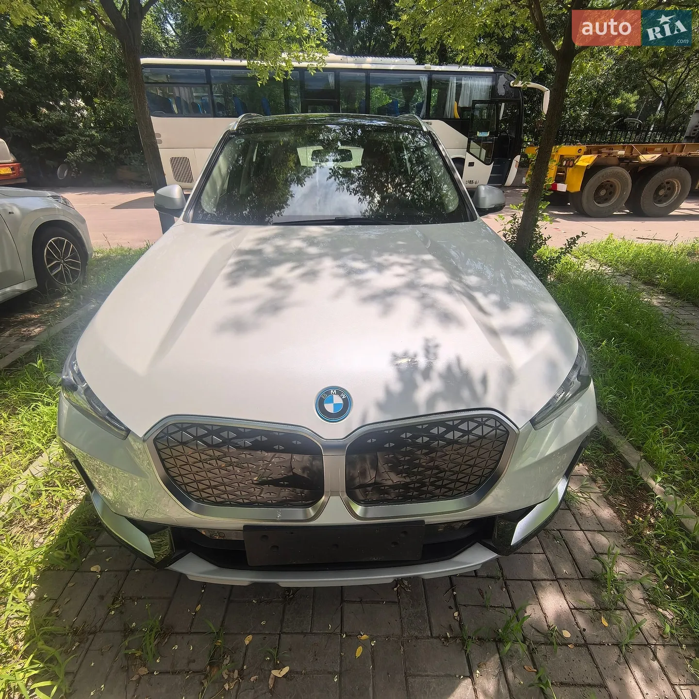 2024 BMW iX1 - мініатюра 2