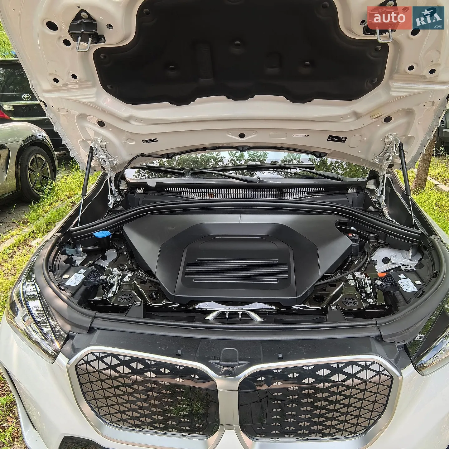 2025 BMW iX1 - мініатюра 13