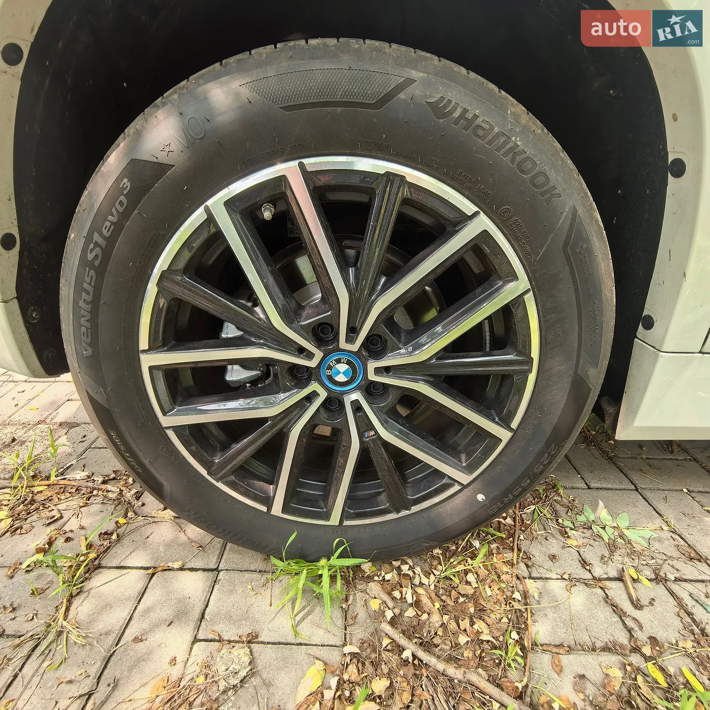 2025 BMW iX1 - мініатюра 18