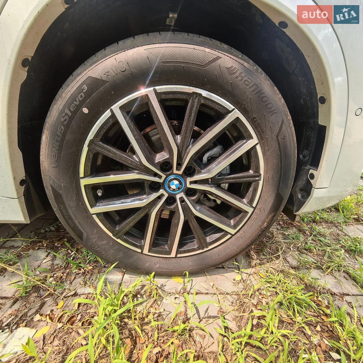 2025 BMW iX1 - мініатюра 17