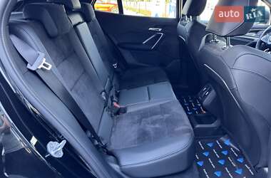 Внедорожник / Кроссовер BMW iX2 2024 в 