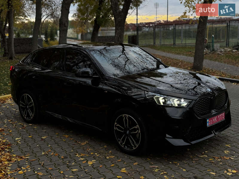 Внедорожник / Кроссовер BMW iX2 2024 в Александрие