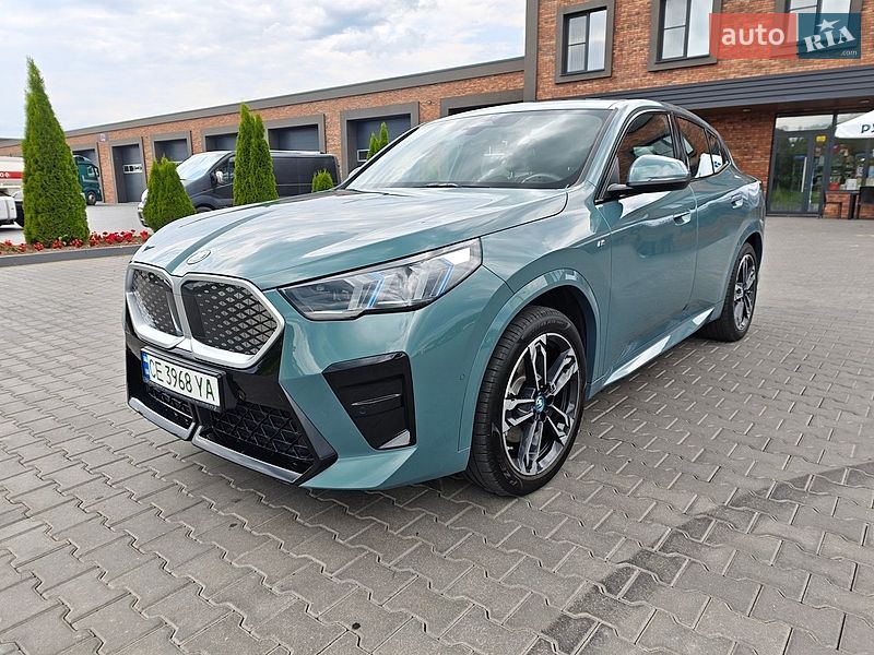BMW iX2, фото з оголошення