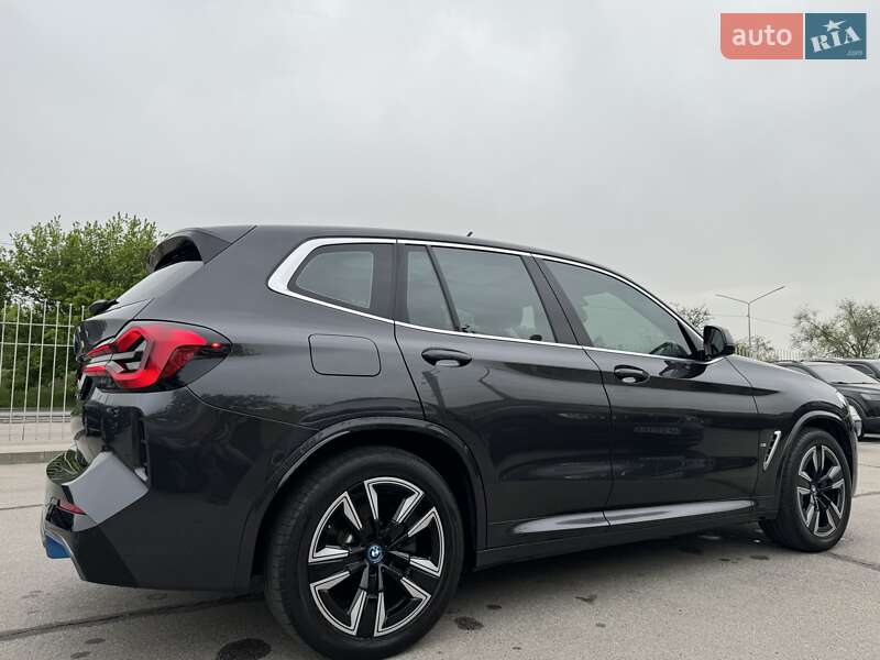Позашляховик / Кросовер BMW iX3 2021 в Запоріжжі