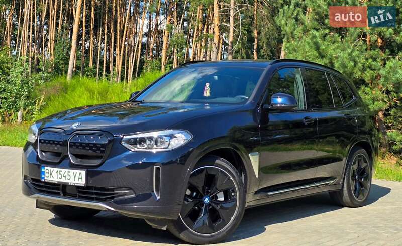 BMW iX3 2021