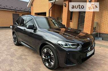 Внедорожник / Кроссовер BMW iX3 2021 в Киеве