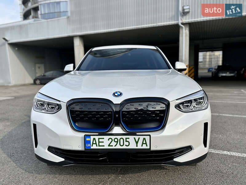 Позашляховик / Кросовер BMW iX3 2021 в Дніпрі