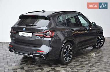 Внедорожник / Кроссовер BMW iX3 2021 в 