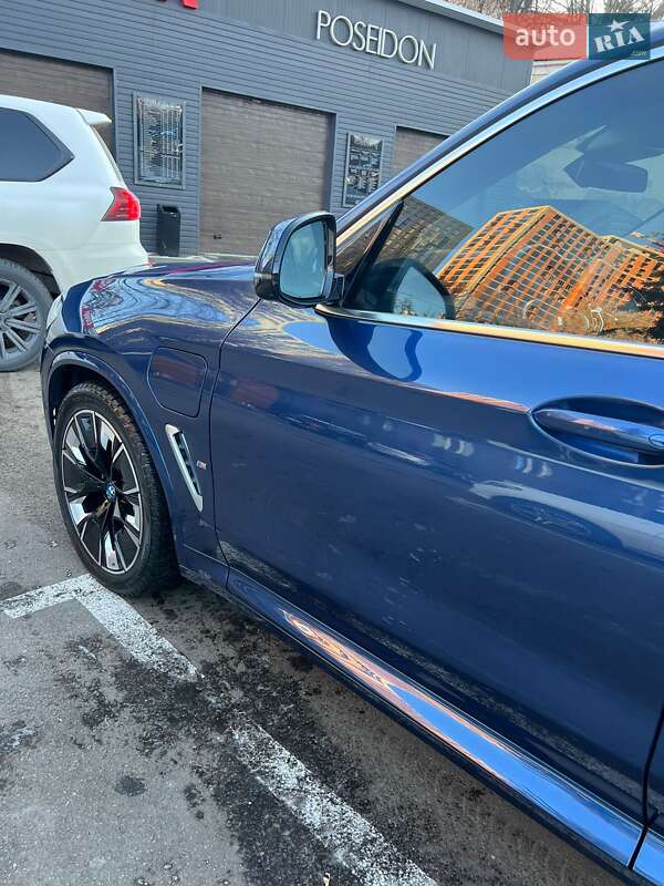 Позашляховик / Кросовер BMW iX3 2022 в Києві