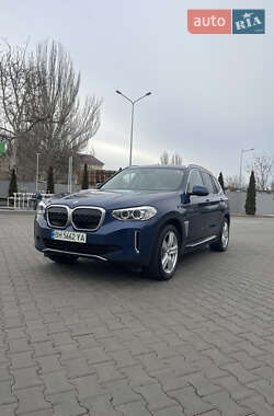 Внедорожник / Кроссовер BMW iX3 2021 в 