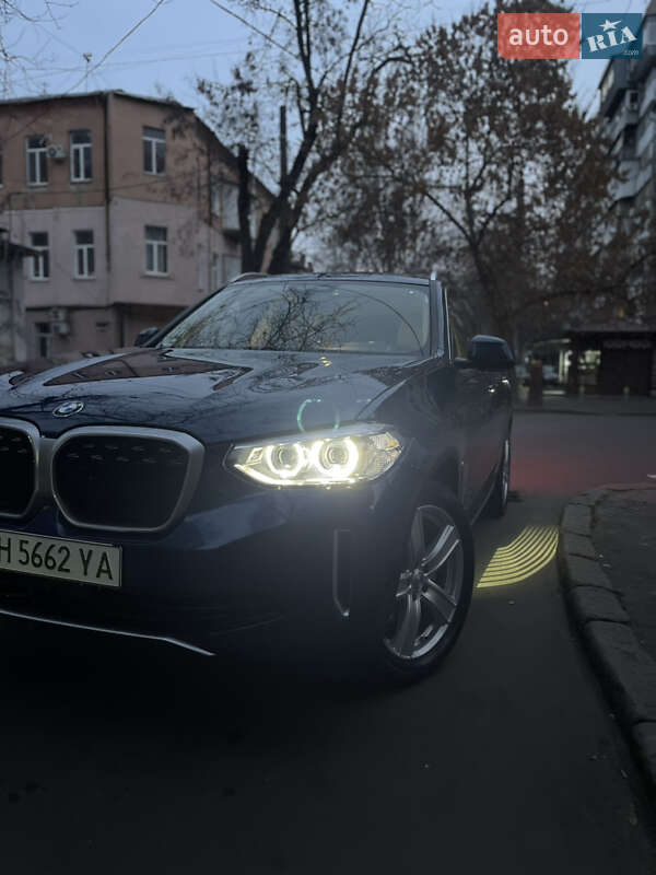 Внедорожник / Кроссовер BMW iX3 2021 в Одессе