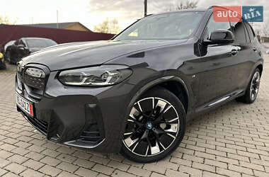 Внедорожник / Кроссовер BMW iX3 2022 в Ужгороде