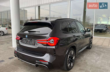 Внедорожник / Кроссовер BMW iX3 2022 в Ужгороде