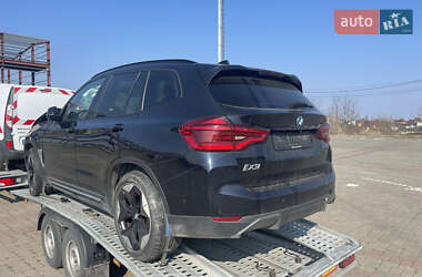 Внедорожник / Кроссовер BMW iX3 2021 в 