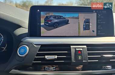 Внедорожник / Кроссовер BMW iX3 2021 в 