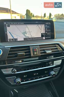 Внедорожник / Кроссовер BMW iX3 2021 в 