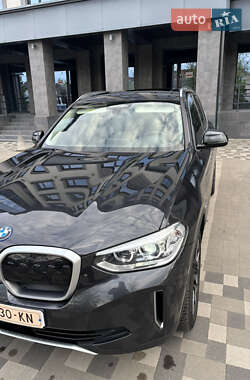 Внедорожник / Кроссовер BMW iX3 2022 в Ровно