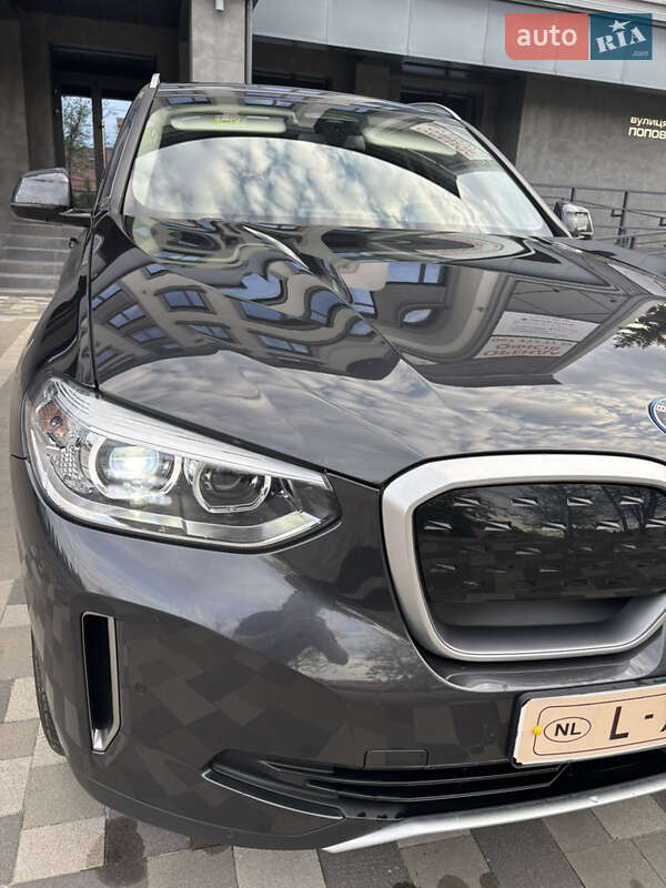 Внедорожник / Кроссовер BMW iX3 2022 в Киеве