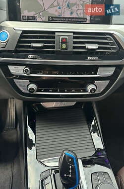 Внедорожник / Кроссовер BMW iX3 2022 в Киеве