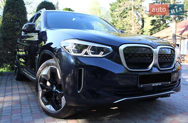 Позашляховик / Кросовер BMW iX3 2021 в 