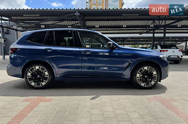 Внедорожник / Кроссовер BMW iX3 2021 в 