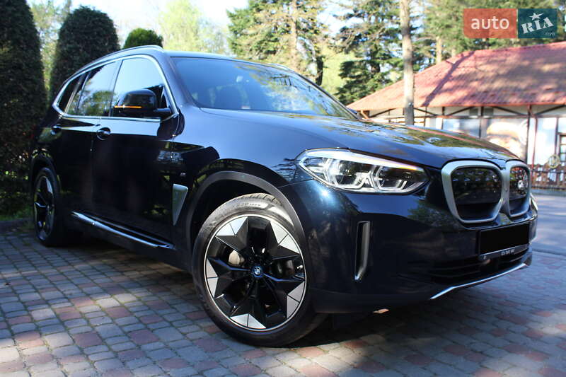 Внедорожник / Кроссовер BMW iX3 2021 в Трускавце