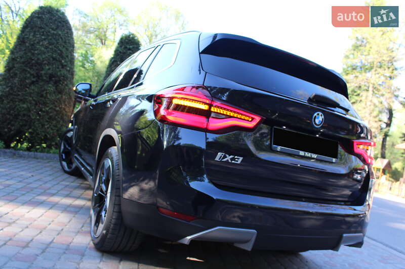 Внедорожник / Кроссовер BMW iX3 2021 в Трускавце