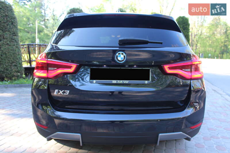 Внедорожник / Кроссовер BMW iX3 2021 в Трускавце