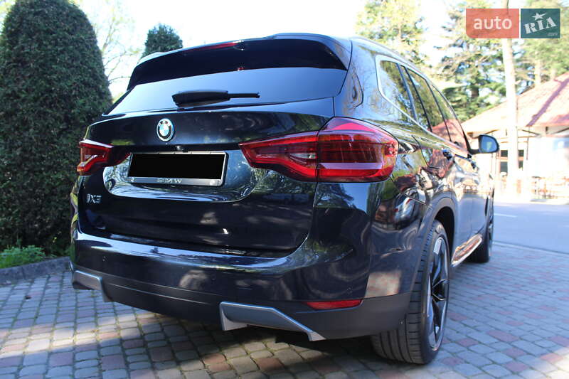 Внедорожник / Кроссовер BMW iX3 2021 в Трускавце