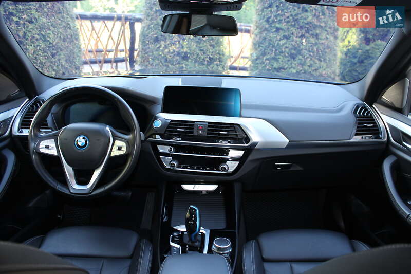 Внедорожник / Кроссовер BMW iX3 2021 в Трускавце