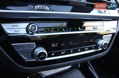 Внедорожник / Кроссовер BMW iX3 2021 в 