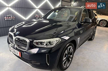 Внедорожник / Кроссовер BMW iX3 2021 в Сваляве