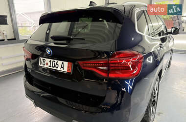 Внедорожник / Кроссовер BMW iX3 2021 в 