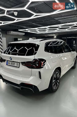 Внедорожник / Кроссовер BMW iX3 2022 в 