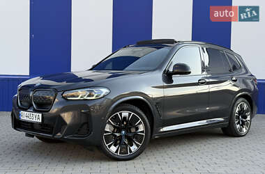 Внедорожник / Кроссовер BMW iX3 2021 в 