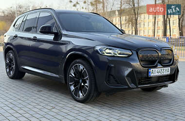 Внедорожник / Кроссовер BMW iX3 2021 в 
