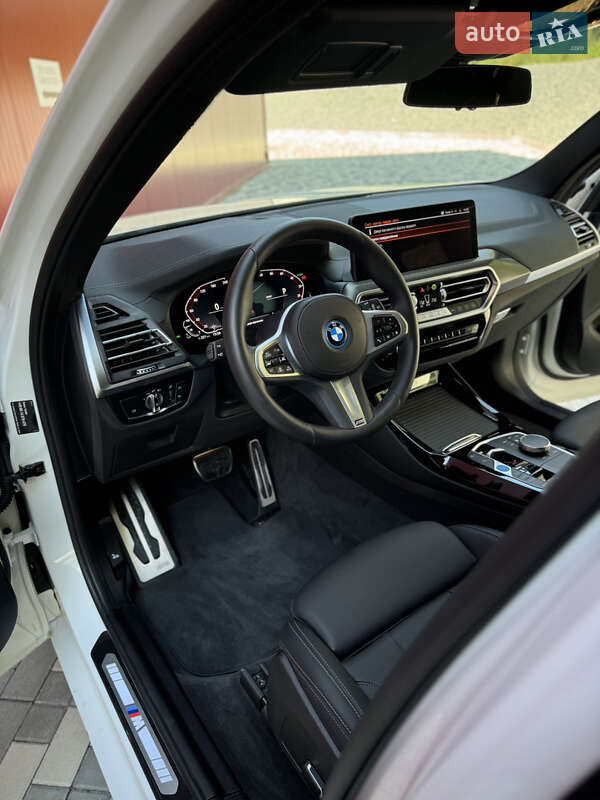 Позашляховик / Кросовер BMW iX3 2024 в Києві