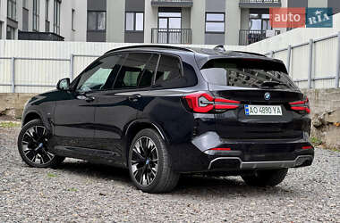 Внедорожник / Кроссовер BMW iX3 2023 в 