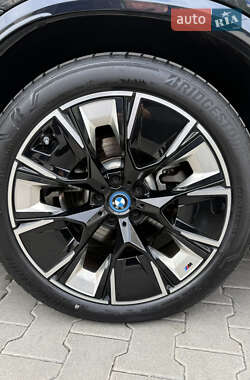 Внедорожник / Кроссовер BMW iX3 2023 в 