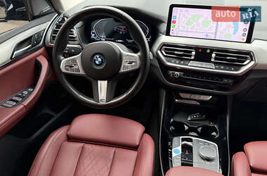 Внедорожник / Кроссовер BMW iX3 2023 в 