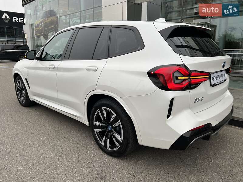 Внедорожник / Кроссовер BMW iX3 2022 в Киеве фото 5 Внедорожник / Кроссовер BMW iX3 2022 в Киеве