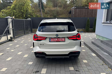 Внедорожник / Кроссовер BMW iX3 2023 в 