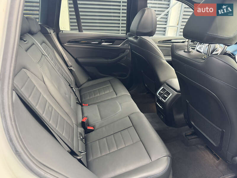Внедорожник / Кроссовер BMW iX3 2023 в Львове